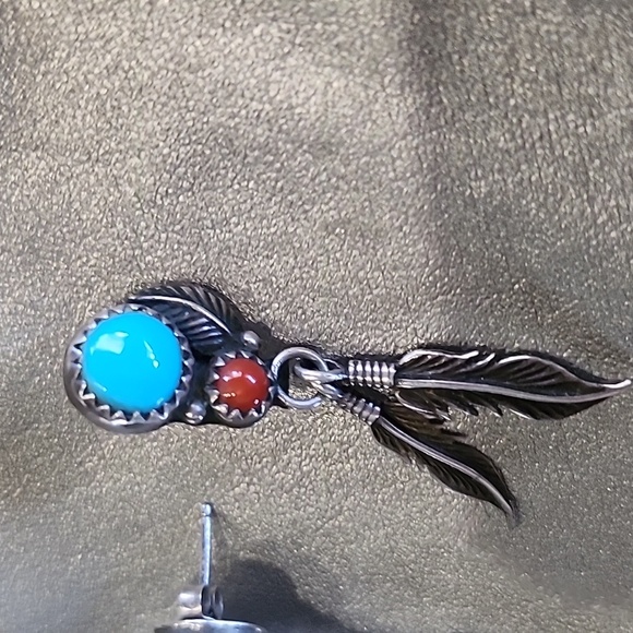 Vintage Turquoise Coral & Feather Silver Drop Earrings - Picture 4 of 6